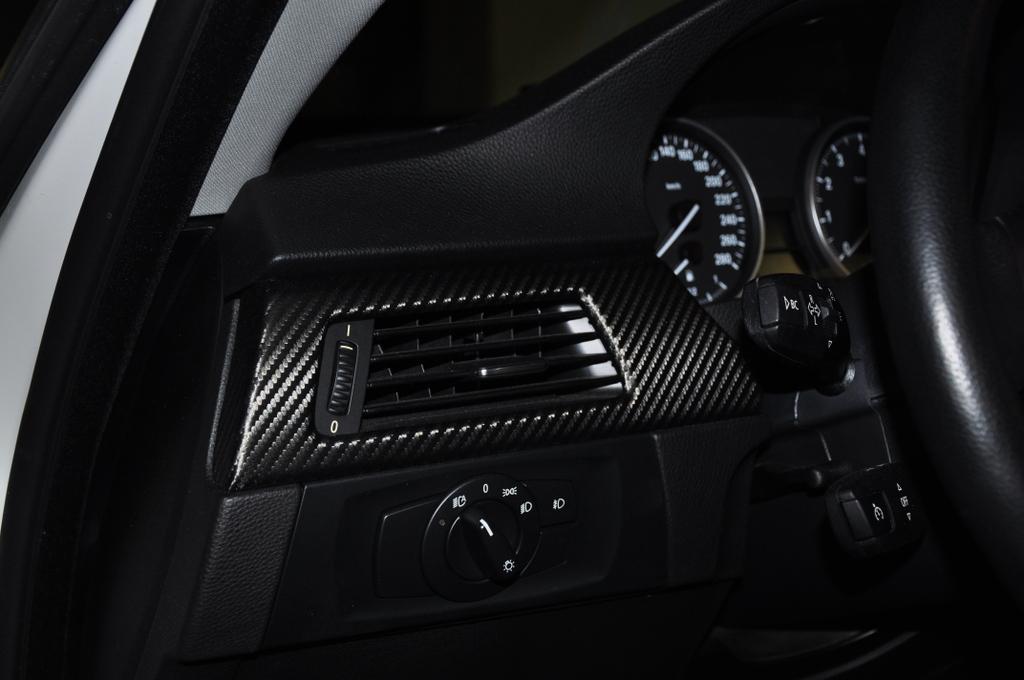 Centre de volant Audi TID Carbone : Accessoires Intérieur - Forum