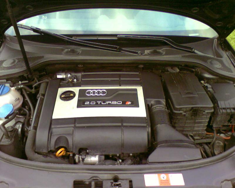 Logo / Badge S cache moteur S3 Références Officielles des Pièces A3 8P Forum Audi A3 8P 8V