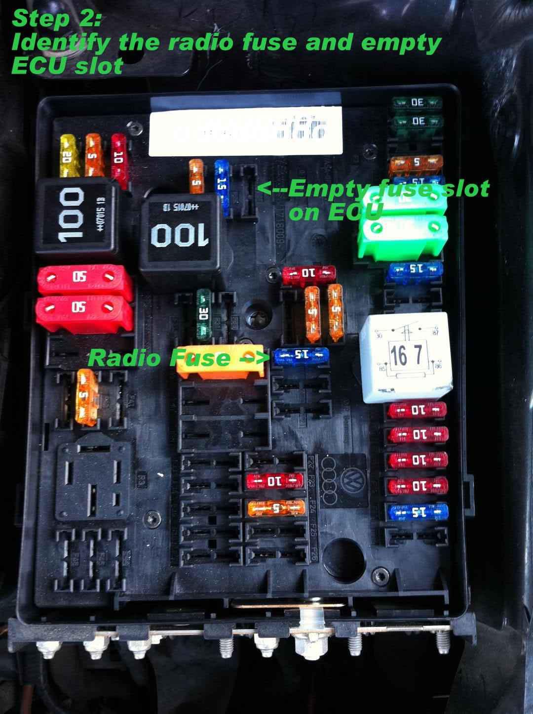 Montage autoradio gps : Audio & électronique embarquée ... where is the fuse box located in a 2003 jetta 